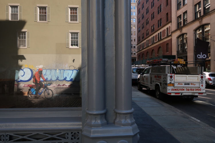 Jochen Brennecke Photography mirror bike New York