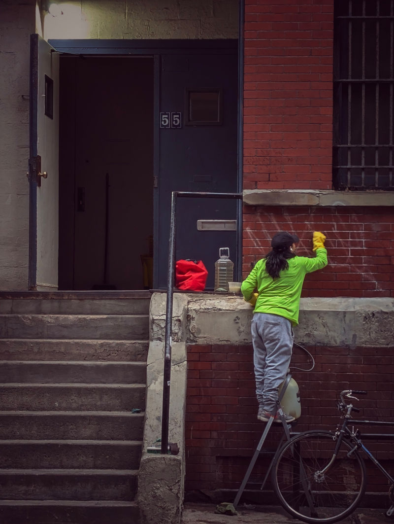 Jochen Brennecke Photography off scrubbing New York